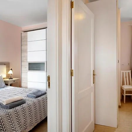 Rocas Negras Puerto del Carmen (Lanzarote)